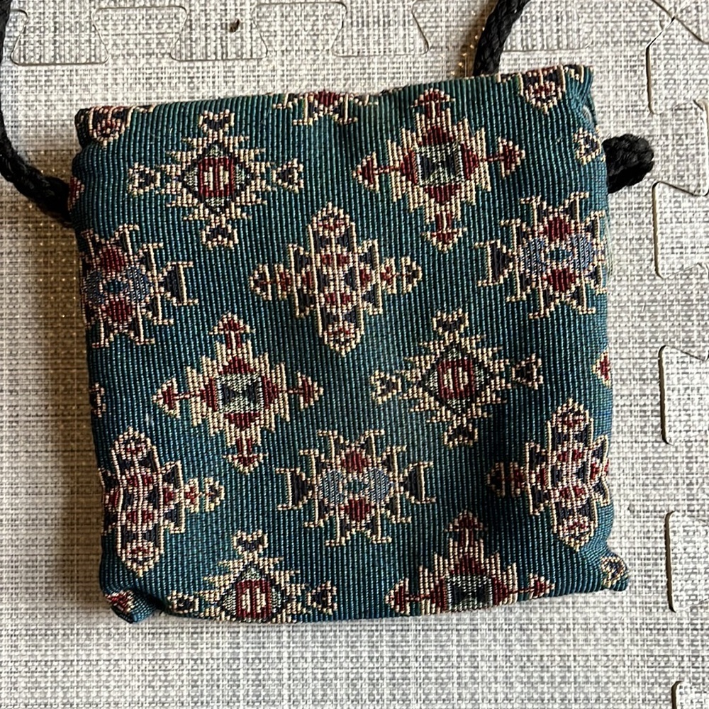 Kokopelli Carpet Cross-Body Purse. Braided Black Strap - Picture 4 of 6